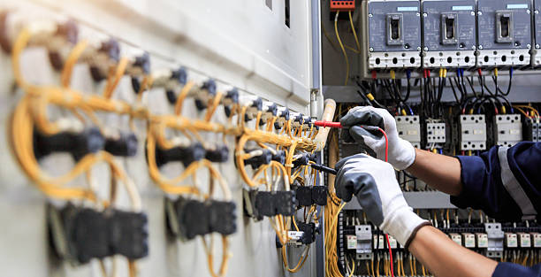 Professional Electrician technician working in King County County, WA